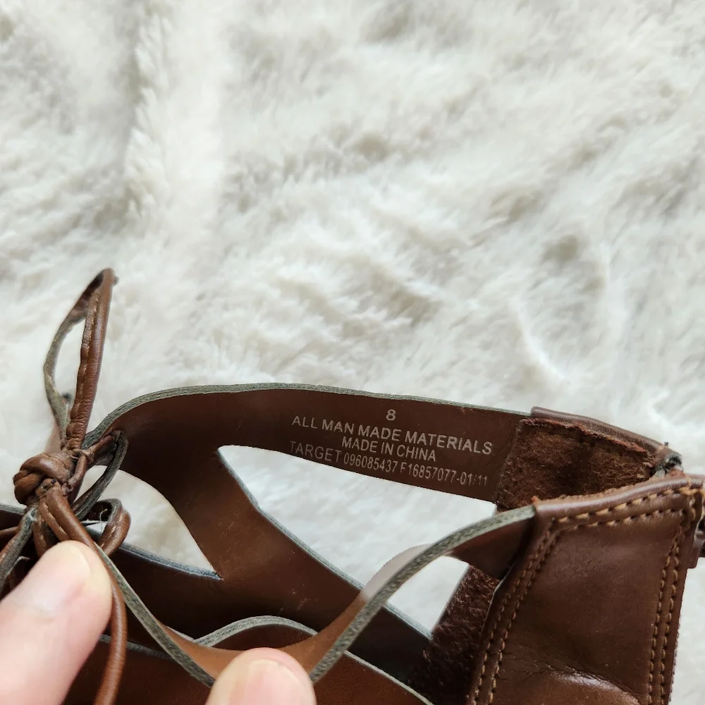 Mossino Target High Heels Ladies Size 8 Man Made Materials with a Leather Look